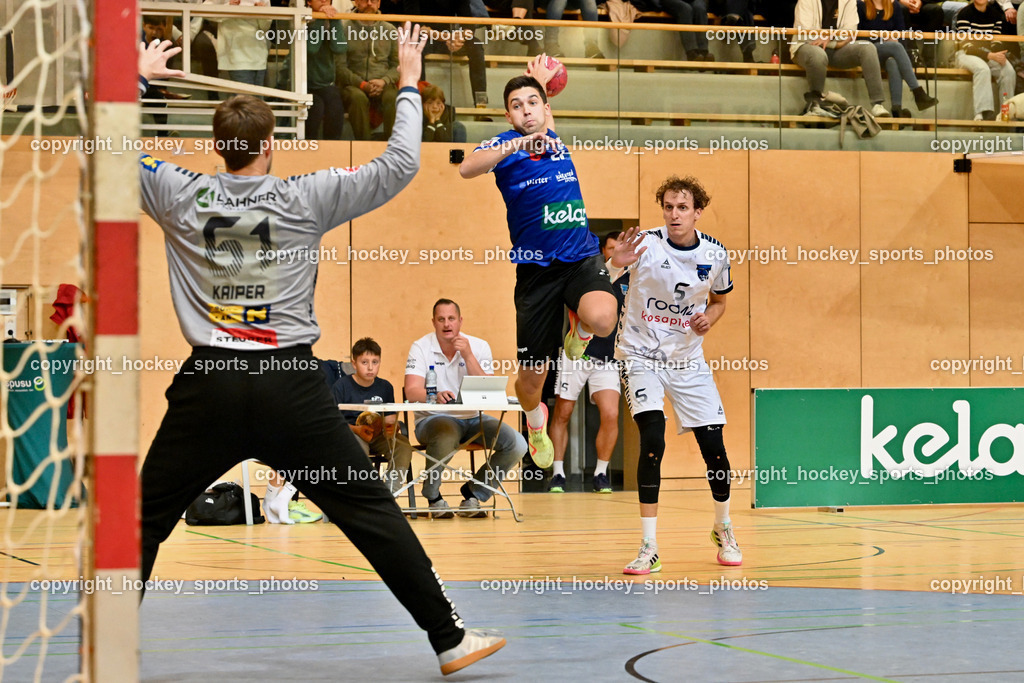SC Ferlach vs. roomz JAGS Vöslau | #61 Kaiser Florian roomz JAGS Vöslau, #21 GARTNER Tine SC Ferlach, #5 NIKOLIC Lukas roomz JAGS Vöslau, SC Ferlach vs. roomz JAGS Vöslau, SC Ferlach vs. roomz JAGS Vöslau am 08.11.2025 in Ferlach (Ballspielhalle Ferlach), Austria, (Photo by Bernd Stefan)