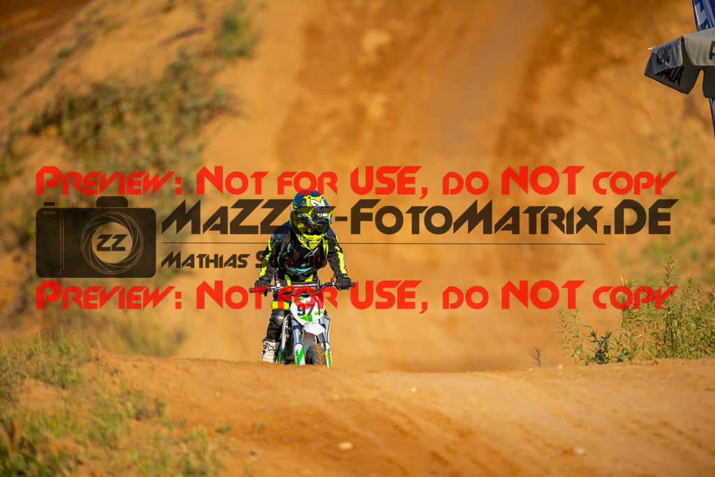 MaZZes-Fotomatrix-20260815-598771 | ROOKIES