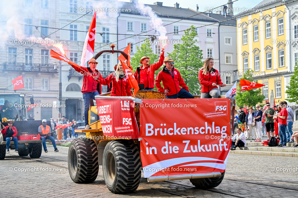 Hauptplatz Linz_ 1. Mai Umzug 2024_ 01.05.2024-21 | 01.05.2024, Hauptplatz Linz, AUT, Hauptplatz Linz, im Bild 1. Mai Umzug 2024 Linz Hauptplatz, SPOE 
