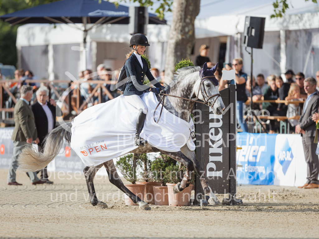 220728_BHO_ST_M1-Spr_1-704 | Deine schönsten Turniermomente als professionelle Fotos! Entdecke hochwertige Pferdesport-Fotografie im Online-Shop. Jetzt Fotos finden & bestellen!