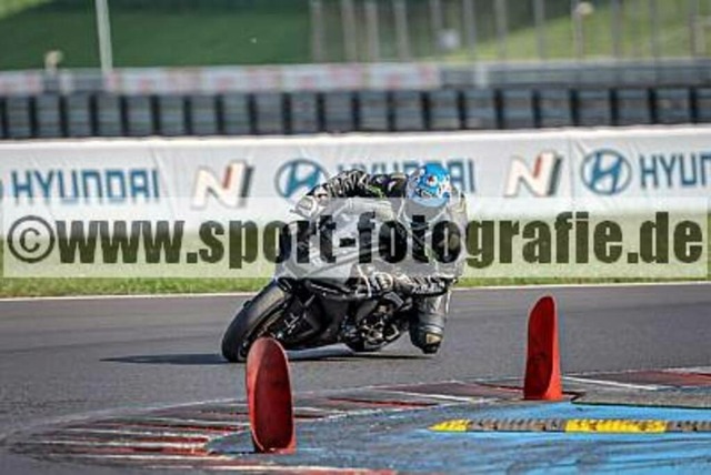 spof1877 | Professionelle Fotos von Sportveranstaltungen, aber auch Hochzeiten und anderen Events. - Realisiert mit Pictrs.com