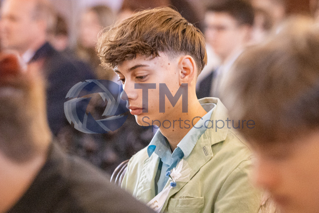 RR5M4880 | Firmung Klagenfurt-Dom 19.05.2024 8 Uhr