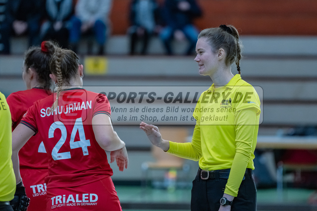 HK_20231217_107657 | 1. Bundesliga Damen Crefelder HC - Düsseldorfer HC  am 17.12.2023 Sporthalle Glockenspitz, Krefeld ,