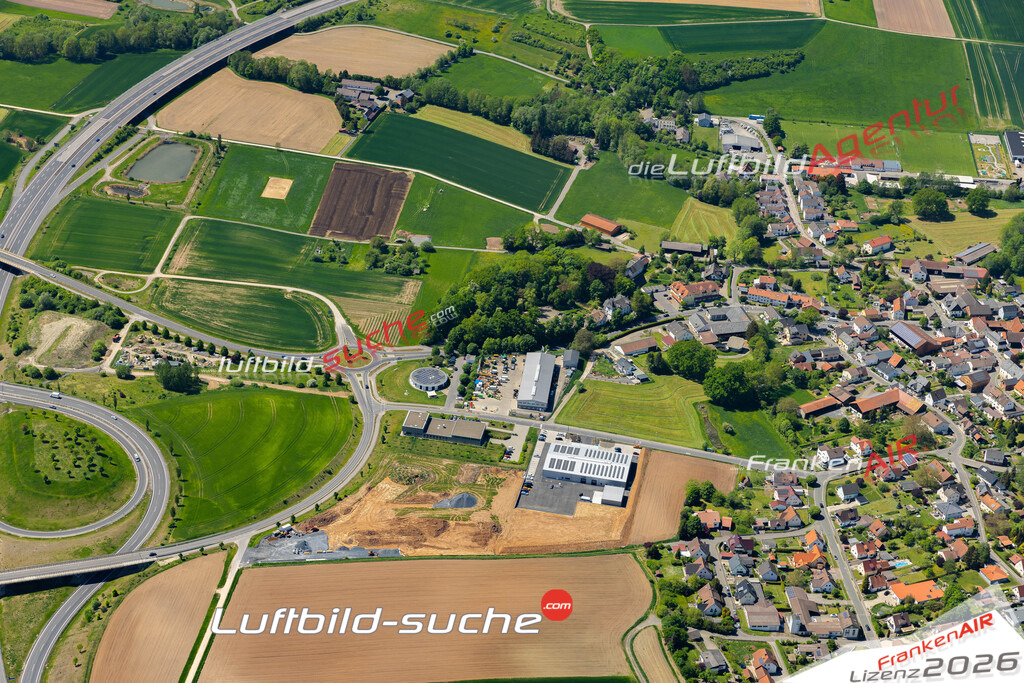 Die Luftaufnahme Unterlauter - Lautertal wurde 2022 vom Flugzeug aus (keine Drohne) erstellt. Hohe Auflösung -für große Poster und Wandbilder geeignet - Garantiert!