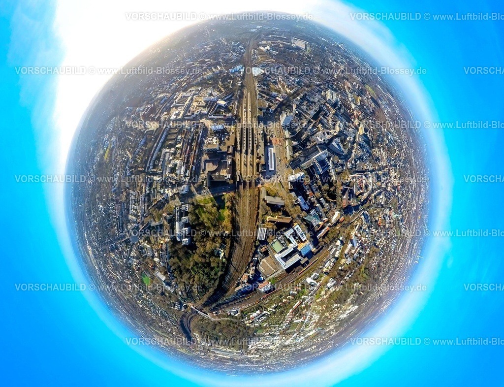 Bochum240190080Hauptbahnhof | Luftbild, Bochum City GeschäftsZentrum und Hauptbahnhof Hbf mit Gleisanlagen, Erdkugel, Fisheye Aufnahme, Fischaugen Aufnahme, 360 Grad Aufnahme, tiny world, little planet, fisheye Bild, Südinnenstadt, Bochum, Ruhrgebiet, Nordrhein-Westfalen, Deutschland