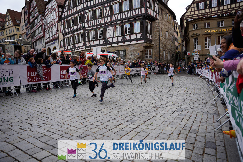 AOK Junior Cup 400m | 3Königslauf 2022 AOK Junior Cup 400m - Realisiert mit Pictrs.com