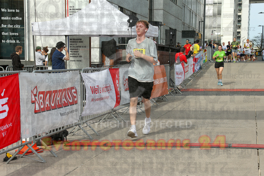 250920_1330_EX1_5029 | Sportfotografie im Rhein-Sieg Kreis, Köln, Bonn, NRW, Rheinland Pfalz, Hessen, etc. Unser Tätigkeitsfeld umfasst den Laufsport vom Volkslauf über den Marathon, Duathlon, Triathon bis zum Ultralauf wie Kölnpfad Ultra oder Schindertrail.