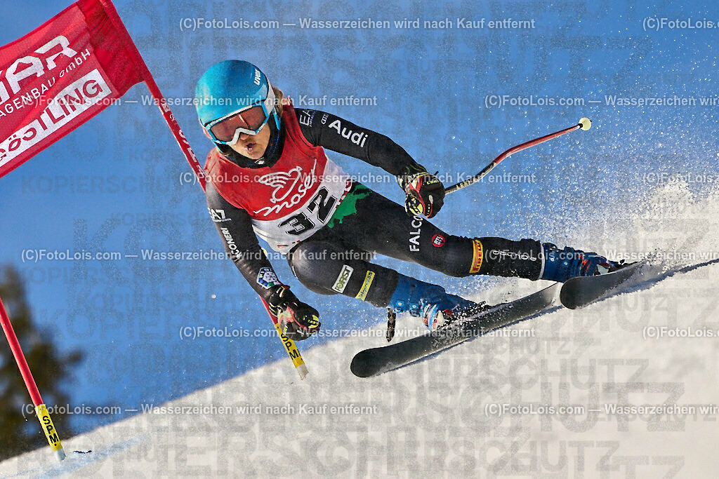 ALP4602_WCM-SuperGiant_Kat-C_Persico Roberta Maria | (C)FotoLois.com, Alois Spandl, World Criterium Masters Ski Alpin 2023 Hochkar, SuperGiantSlalom, Kategorie C, Mi 22. März 2023.