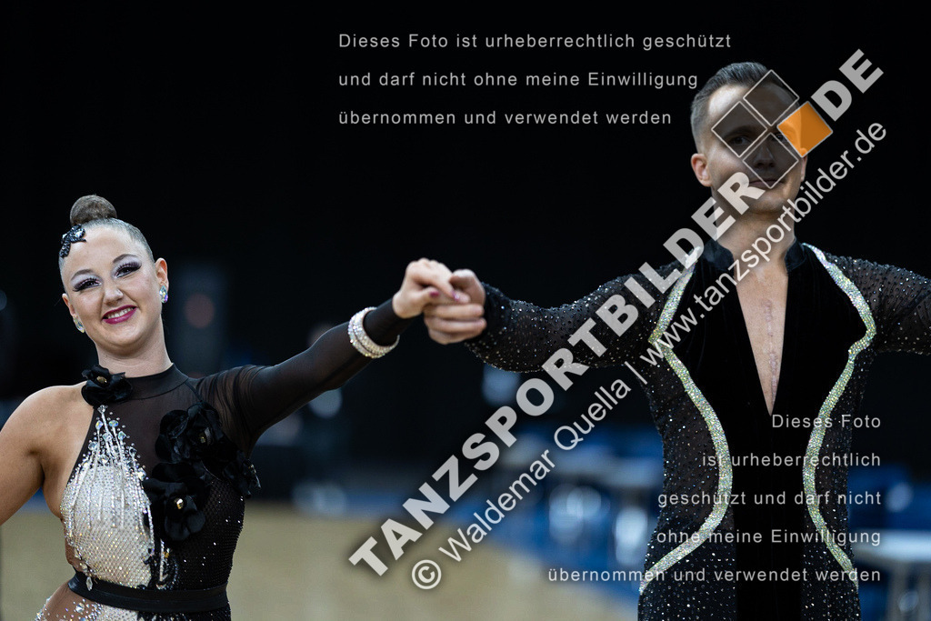 20230226-13366 | Hier finden Sie Tanz Bilder vom Latein und Standard Formationen tanzen. Sportbilder vom Tanzsport. Schöne Fotos und von Weltmeisterschaft, Europameisterschaft, Bundesliga, Regionalliga, Oberliga und Landesliga sowie von GOC Stuttgart, DanceComp, WM Bremen