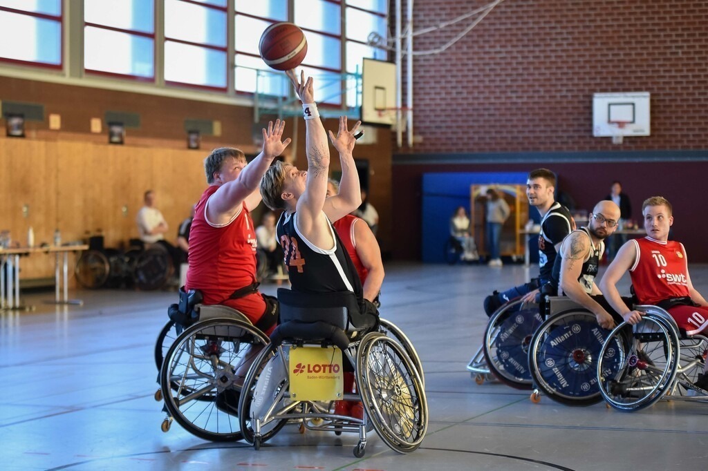 2025-03-09-Ralph_Kunze-0319 | Ralph Kunze - Realisiert mit Pictrs.com