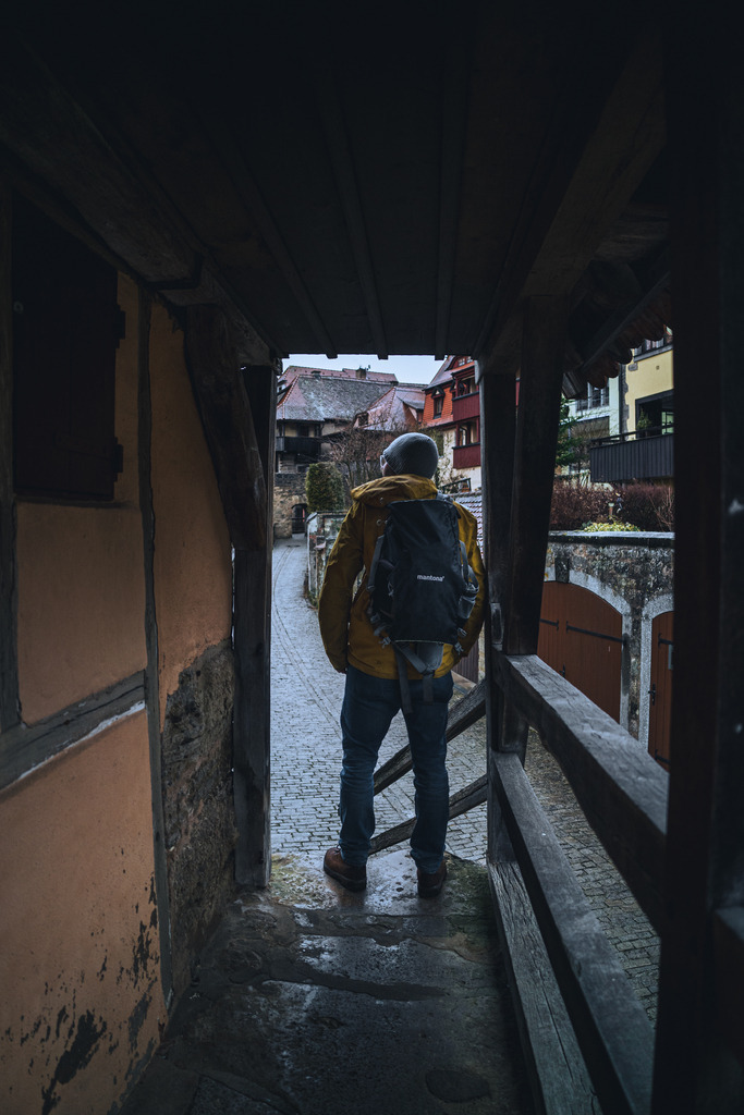 DSC07392 | Rothenburg ob der Tauber. Nur hier gibt es Exklusive und passend zur Jahreszeit Ihr Wandbild, T-Shirt, Tasse und alles was das Rothenburg Herz begehrt. - Realisiert mit Pictrs.com