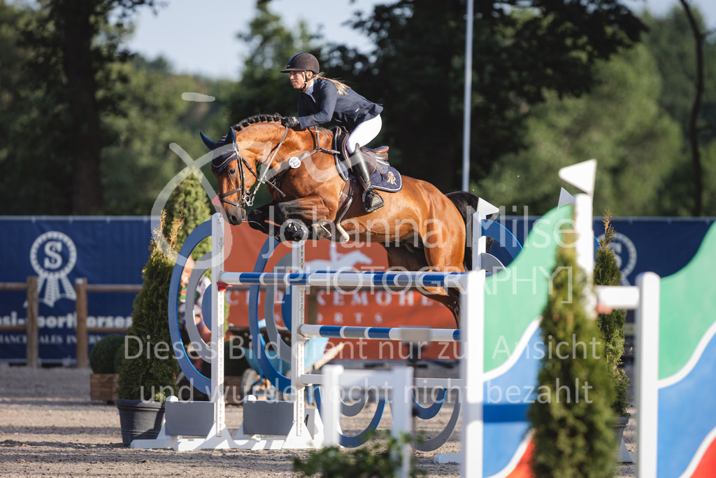 220614_Mühlen_Youngster-S-915 | Late Entry Mühlen
Springprüfung Kl.S* 7j. Youngster Springen
14.06.2022