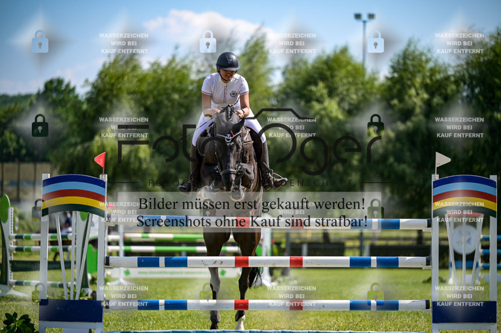20230611-_DOS4362 | Entdecke hochwertige Reitturnierfotos von Foto Oger. Professionell, emotional und authentisch – jetzt Lieblingsmomente im Shop bestellen.Deutschlandweite Turnierfotografie. - Realisiert mit Pictrs.com