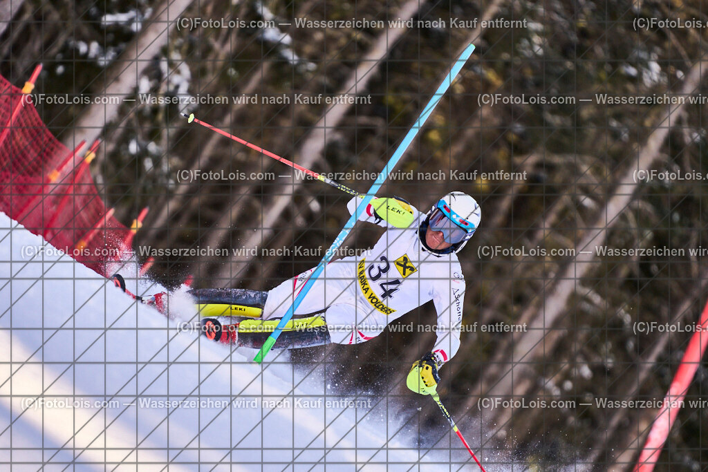 ALP6554_MASTERS-OeM-SL_Glungezer_Gruener Alfred | Alpine Österreichische Mastersmeisterschaften auf dem Glungezer. Tiroler Skiverband, SC Volders, SLALOM - 2. Durchgang, So 2. März 2025.