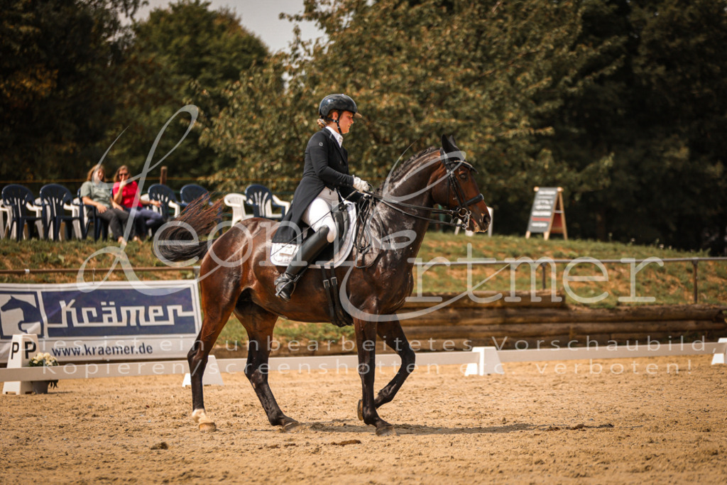 19.FrDrS00264 | Leoni Ertmer Photography - Realisiert mit Pictrs.com