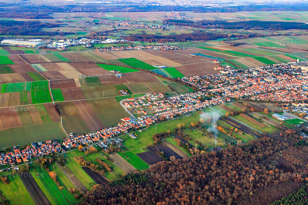 Luftbild: Saarstraße von Südwesten in Kandel im Bundesland Rheinland-Pfalz in Deutschland. Foto: IMG_22762.jpg vom 19.11.2009 durch Werner Riehm/FLY-FOTO.de