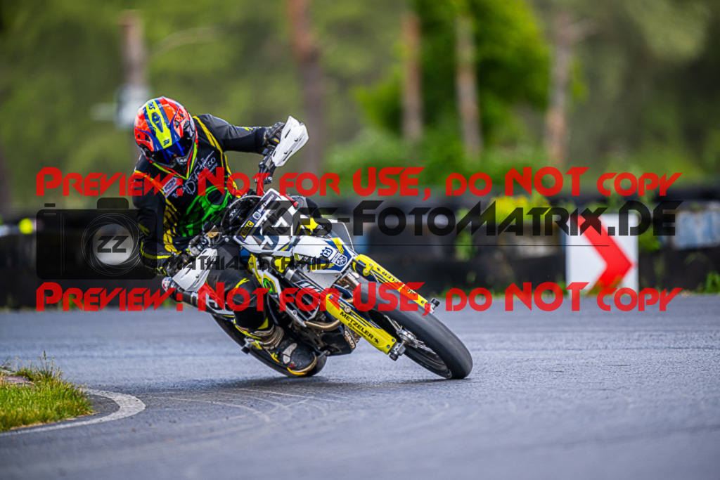 MaZZes_FotoMatrix_220528_1603 | Fotograf Mathias Schmid
Sportfotograf,
Eventfotograf,
Hochzeitsfotograf,
Portraitfotograf