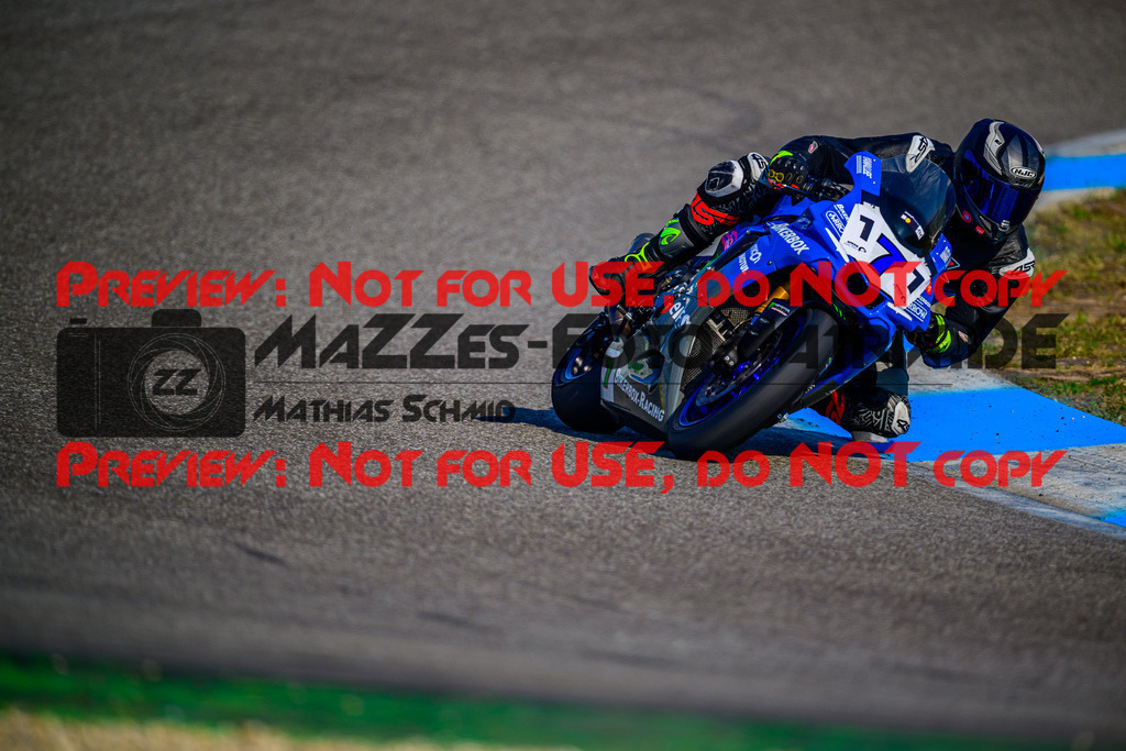 MaZZes_Fotomatrix_20250929_6007705_1125 | WEISS