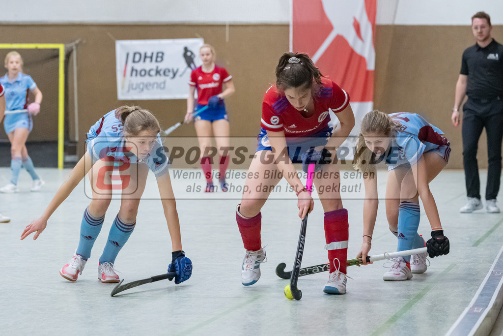 HK_20230226_105208 | Deutsche Meisterschaft WU16 Spiel um Platz 3 UHC Hamburg - Mannheimer HC am 26.2.2023 DSC 99, Düsseldorf ,