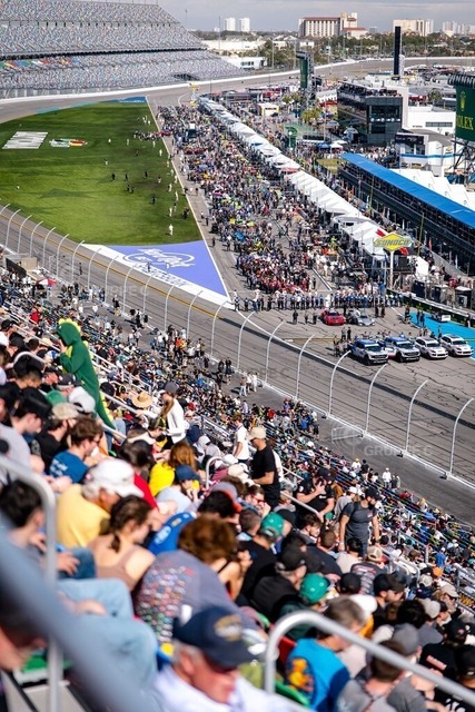 24hDay26_012413164229358TU_TU | Rolex 24 at Daytona 2026 - Foto: Gruppe C Photography - Realisiert mit Pictrs.com