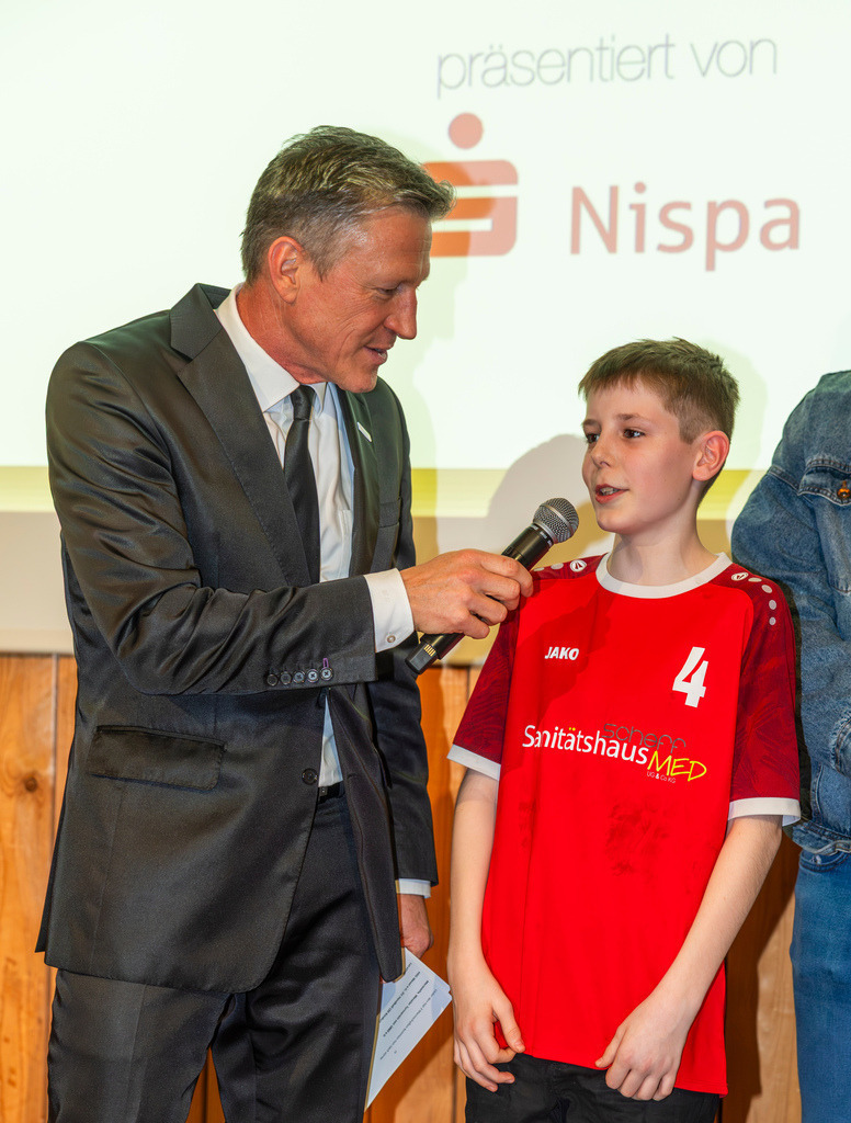 top-top.de 260306-155 | Foto, Video, Fotografie, Videografie, Fotobox, DJ, Discjockey, Musik, Musikbox, Veranstaltung, Photobooth, Amazon, Ebay, Buchtipp, Bestseller, Autor, Verlag, Buch, Wesel, Hamminkeln, NRW, Dinslaken, Rees, Drohne, Hochzeit, Party, Fotobox, Wesel, Fotograf