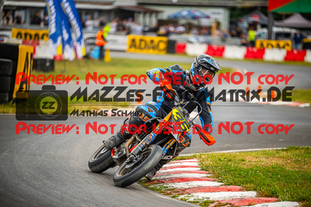 MaZZes_FotoMatrix_230702_1417 | S1