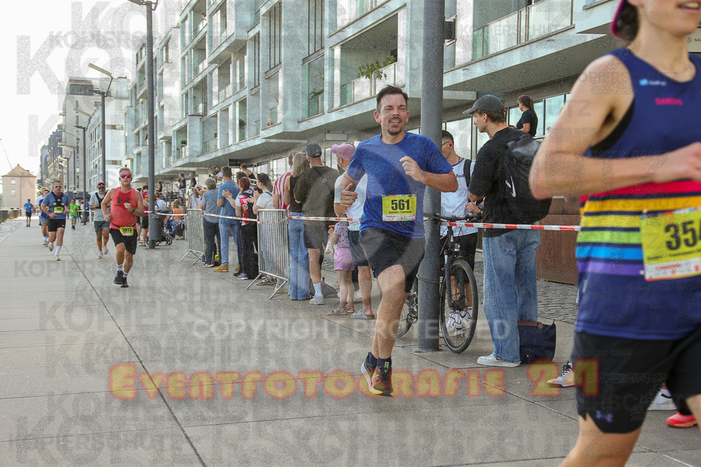 250920_1446_EX1_7461 | Sportfotografie im Rhein-Sieg Kreis, Köln, Bonn, NRW, Rheinland Pfalz, Hessen, etc. Unser Tätigkeitsfeld umfasst den Laufsport vom Volkslauf über den Marathon, Duathlon, Triathon bis zum Ultralauf wie Kölnpfad Ultra oder Schindertrail.