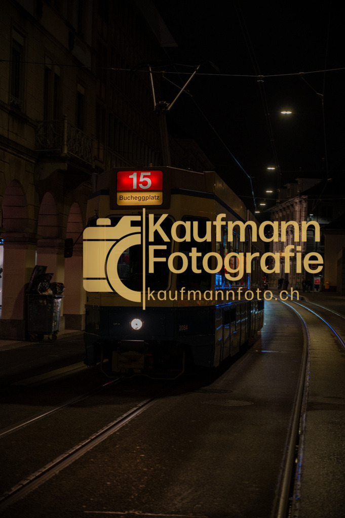Streetphotography_Zurich_def-7513 | kaufmannfoto - Realisiert mit Pictrs.com