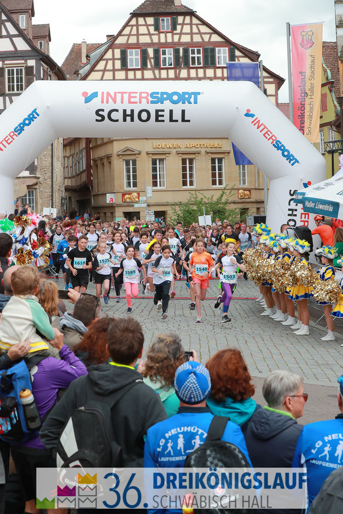 Stadtwerke Schüler und Jugendlauf 1,7km | 3koenigslauf 2022 Stadtwerke Schüler und Jugenlauf 1,7km - Realisiert mit Pictrs.com