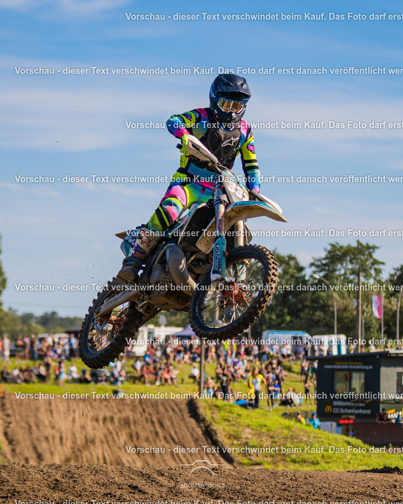 09_21_LM_Schenkenhorst-9144 | Sportfotografin aus Berlin-Brandenburg mit Fokus auf Motocross. Ich halte deine sportliche Leistung und echte Emotionen auf und neben der Strecke professionell fest. Entdecke die Fotos von deinem Rennen und bestelle sie direkt hier im Shop.