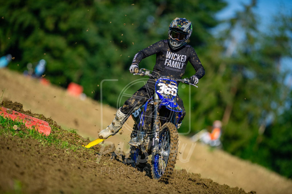 MXO (111) | Paeschuphoto Shop - Wer nicht sucht der auch nicht findet.Ob Motocrossbilder oder von einem besuchtem Spiel, Hauptsache Action. - Realisiert mit Pictrs.com