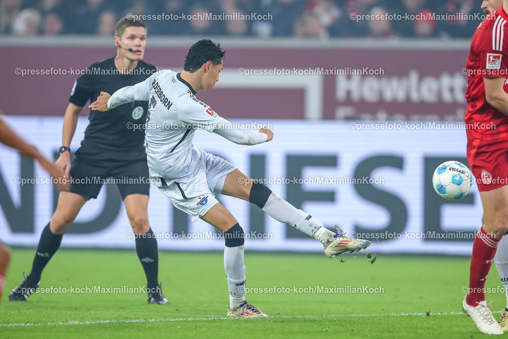 Due09112401029 | 09.11.2024, Fußball, Fortuna Düsseldorf - SC Paderborn 07, 2. Bundesliga, Merkur Spiel-Arena, Saison 2024 2025: Santiago Castaneda (Paderborn #5)DFB regulations prohibit any use of photographs as image sequences and or quasi-video.