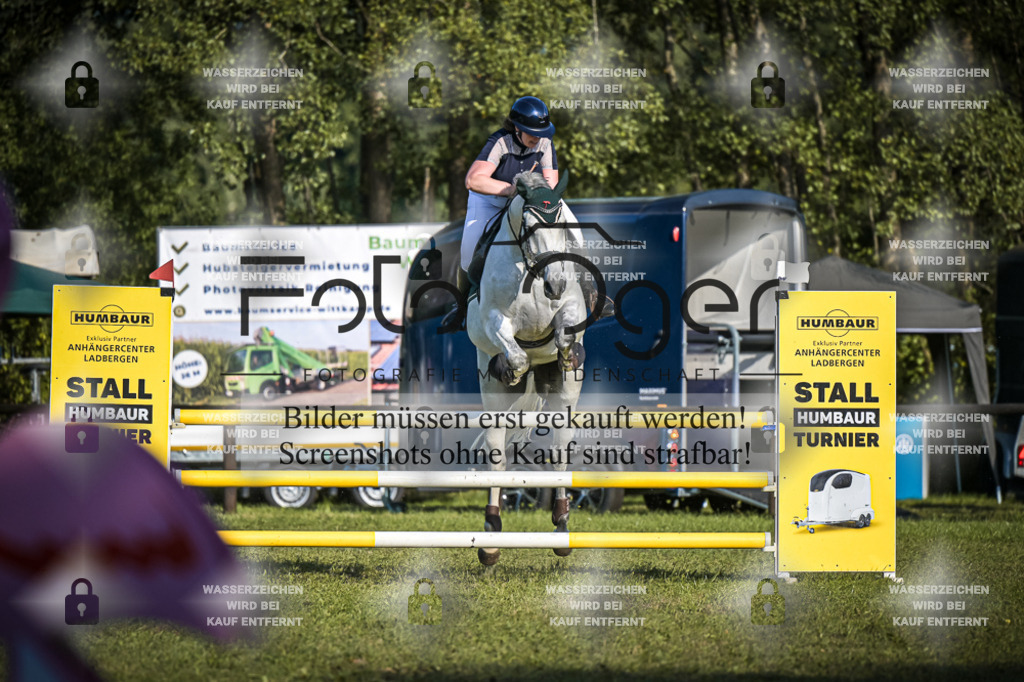 DOS_0296 | Entdecke hochwertige Reitturnierfotos von Foto Oger. Professionell, emotional und authentisch – jetzt Lieblingsmomente im Shop bestellen.Deutschlandweite Turnierfotografie. - Realisiert mit Pictrs.com
