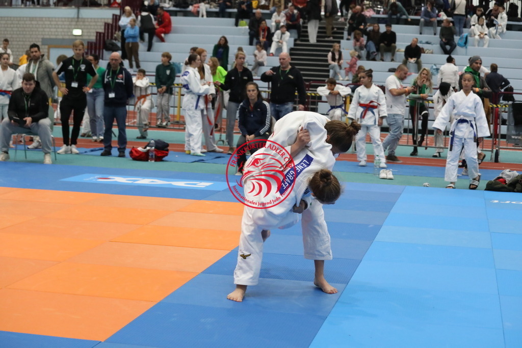 1J7A2657 | Fotos vom Adler Cup - Pictures from Adler Cup

Hier findet Ihr alle Eindrücke und großen Momente der Adler Cup Wochenenden. Here you will find all impressions and great moments of the Adler Cup weekends. - Realisiert mit Pictrs.com