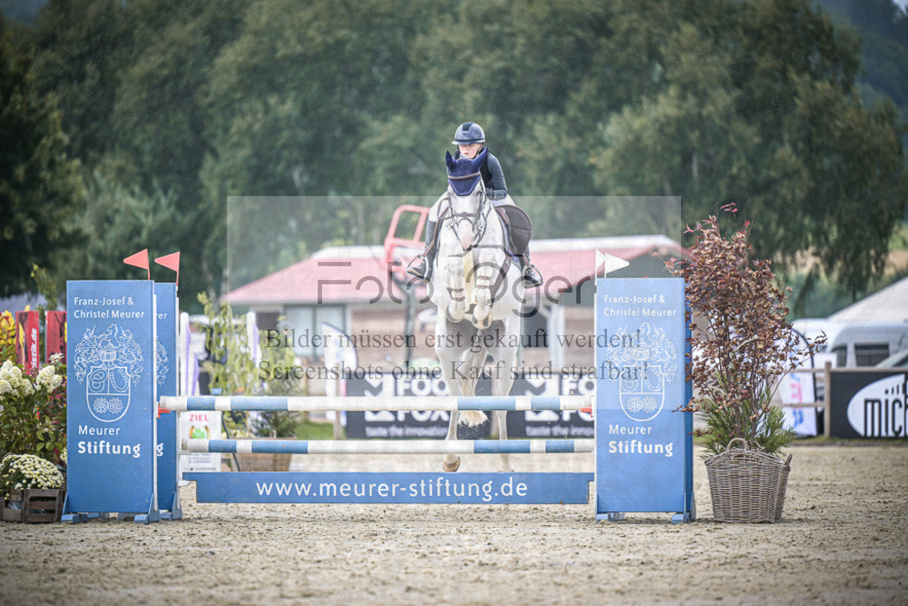 DOS_1009 | Entdecke hochwertige Reitturnierfotos von Foto Oger. Professionell, emotional und authentisch – jetzt Lieblingsmomente im Shop bestellen.Deutschlandweite Turnierfotografie. - Realisiert mit Pictrs.com