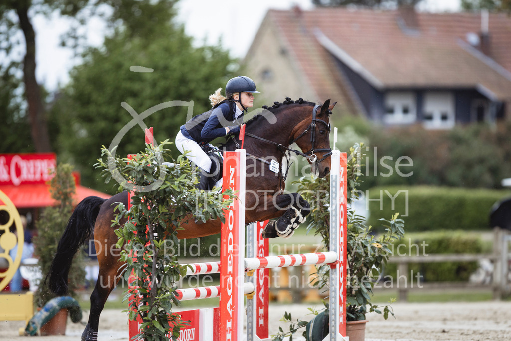 240504_PonyTrophy-196 | Deine schönsten Turniermomente als professionelle Fotos! Entdecke hochwertige Pferdesport-Fotografie im Online-Shop. Jetzt Fotos finden & bestellen!