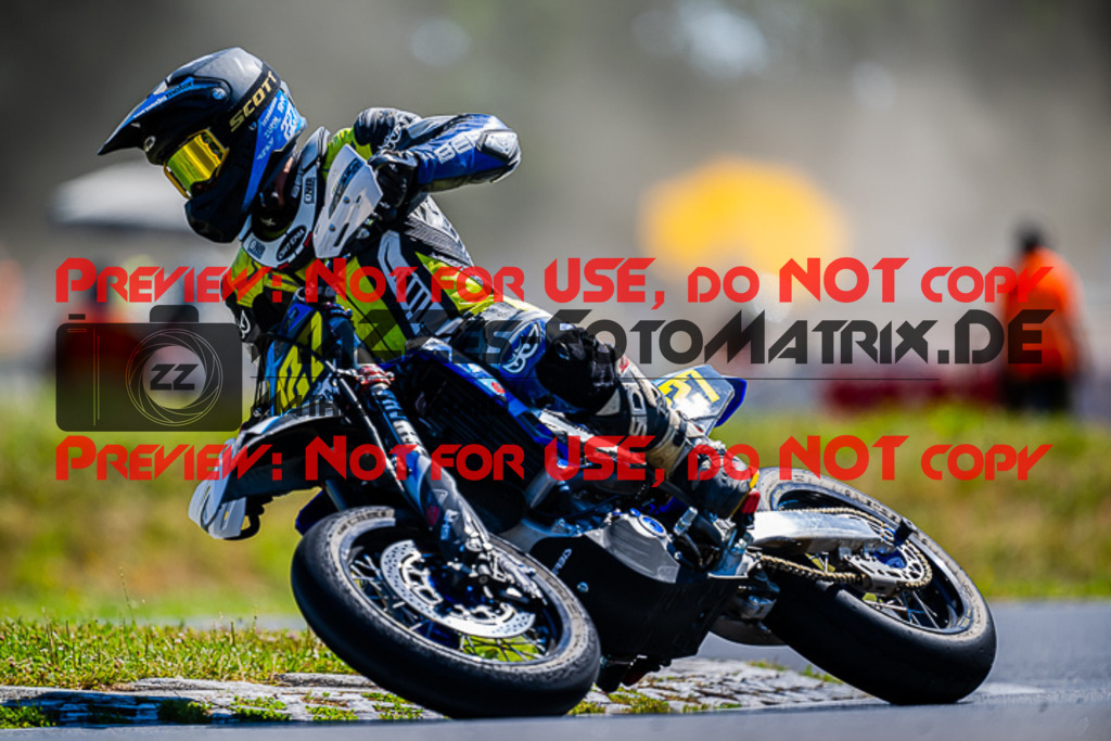 MaZZes_FotoMatrix_220703_9665 | S2