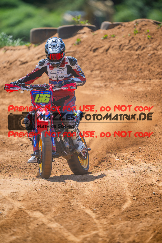 MaZZes_FotoMatrix_240511_6007705_3629 | S2