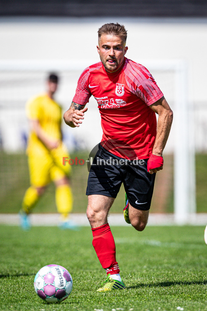 TSV Peißenberg vs SV Münsing-Ammerland | Abstiegs Qualifikationsrunde Kreisliga Gruppe C, TSV Peißenberg vs SV Münsing-Ammerland, 20240511,
Hubert JUNGMANN (TSVP 13) in Aktion, Freisteller, Hochkant,
2024-05-11 in Peißenberg (Sportplatz Peißenberg)
Hubert JUNGMANN (TSVP 13)
Copyright: WolfgangxLindner www.foto-lindner.de