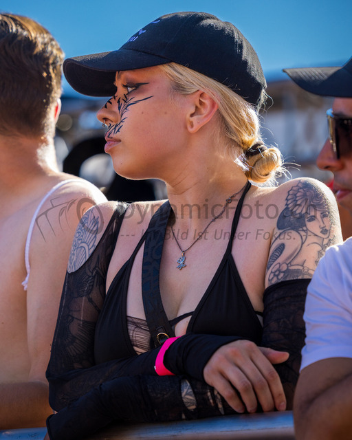 IMG_2022_08_13_0023569 | Professionelle Fotografen für Portrait-, Produkt-, Beauty -, Fashion-, kommerzielle - u. Hochzeitsfotografie sowie für Veranstaltungen. Lokal vor Ort oder in lokalen Studios.