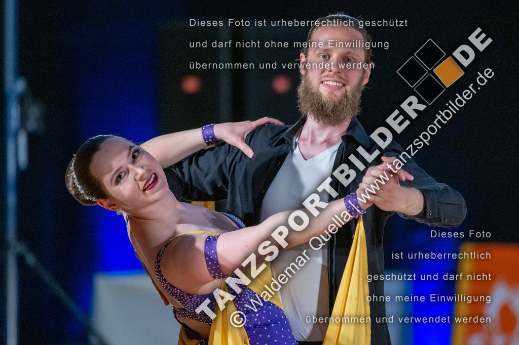 20250503-00188 | Hier finden Sie Tanz Bilder vom Latein und Standard Formationen tanzen. Sportbilder vom Tanzsport. Schöne Fotos und von Weltmeisterschaft, Europameisterschaft, Bundesliga, Regionalliga, Oberliga und Landesliga sowie von GOC Stuttgart, DanceComp, WM Bremen