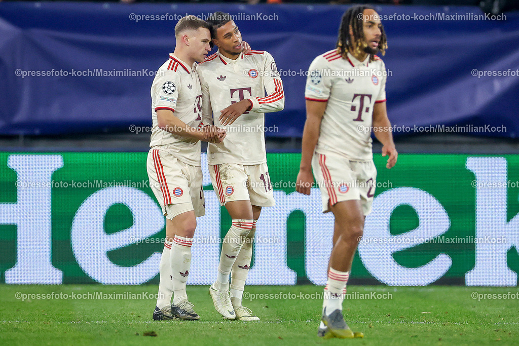 UCL10122401105 | 10.12.2024, Fußball, UEFA Champions League, Schachtar Donezk - FC Bayern München, Arena AufSchalke Gelsenkirchen, 8. Spieltag Saison 2024 2025: Torjubel nach dem Tor zum 5:1 durch Michael Olise (Bayern #17) zusammen mit Joshua Kimmich (Bayern #6)DFB regulations prohibit any use of photographs as image sequences and or quasi-video.