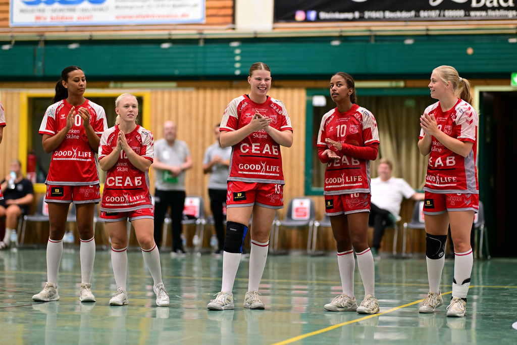 Handball I Frauen I Saison 2025-2026 I Testspiel I Buxtehuder SV - H 65 Höörs HK | Der Sportfotograf. - Realisiert mit Pictrs.com