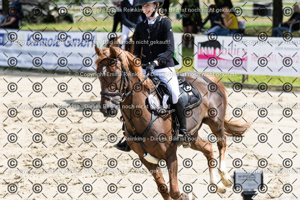 CL5A1041 | Emilia Reinking Fotografie - Realisiert mit Pictrs.com