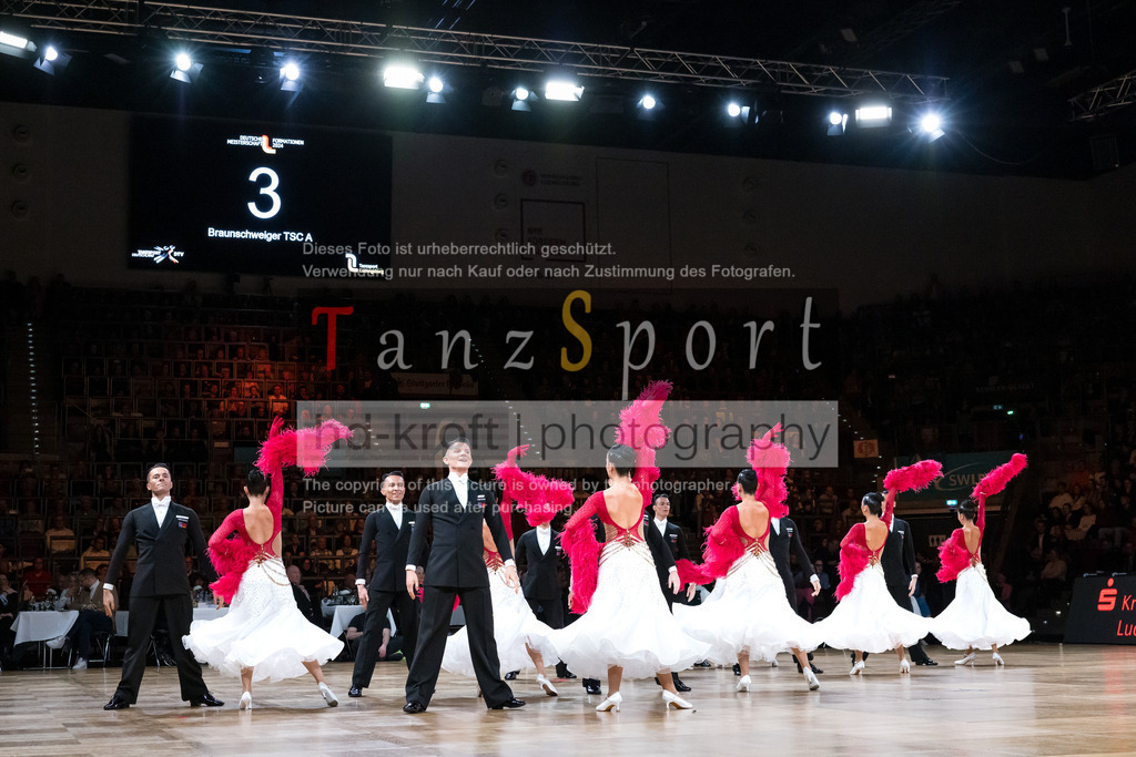 20241109_DM-Formationen_5187 | Tanzsportbilder, Standardtanz, Lateintanz, WDSF, DTV, LTVB, dancecomp, goc, hessen tanzt, blaues band der spree, walzer, tango, wiener walzer, slowfox, quickstepp, samba, rumba, cha-cha-cha, paso doble. jive, hd-kroft photography, turniertanzsport