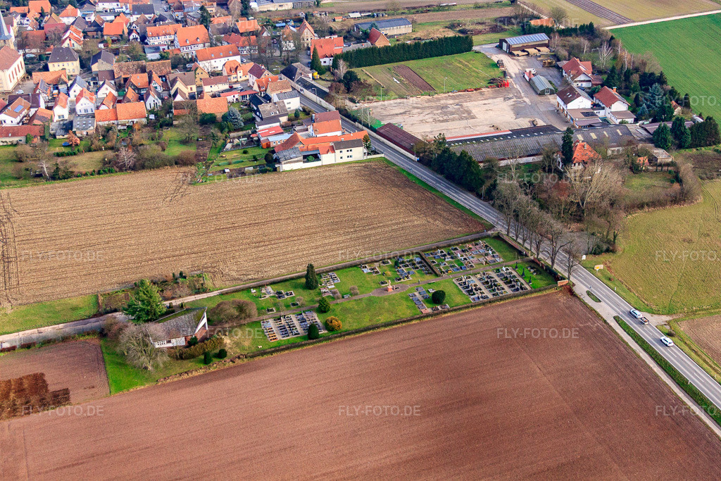 Luftbild: Knittelsheim, Friedhof in Knittelsheim im Bundesland Rheinland-Pfalz in Deutschland. Foto: IMG_61741.jpg vom 18.01.2014 durch Werner Riehm/FLY-FOTO.de