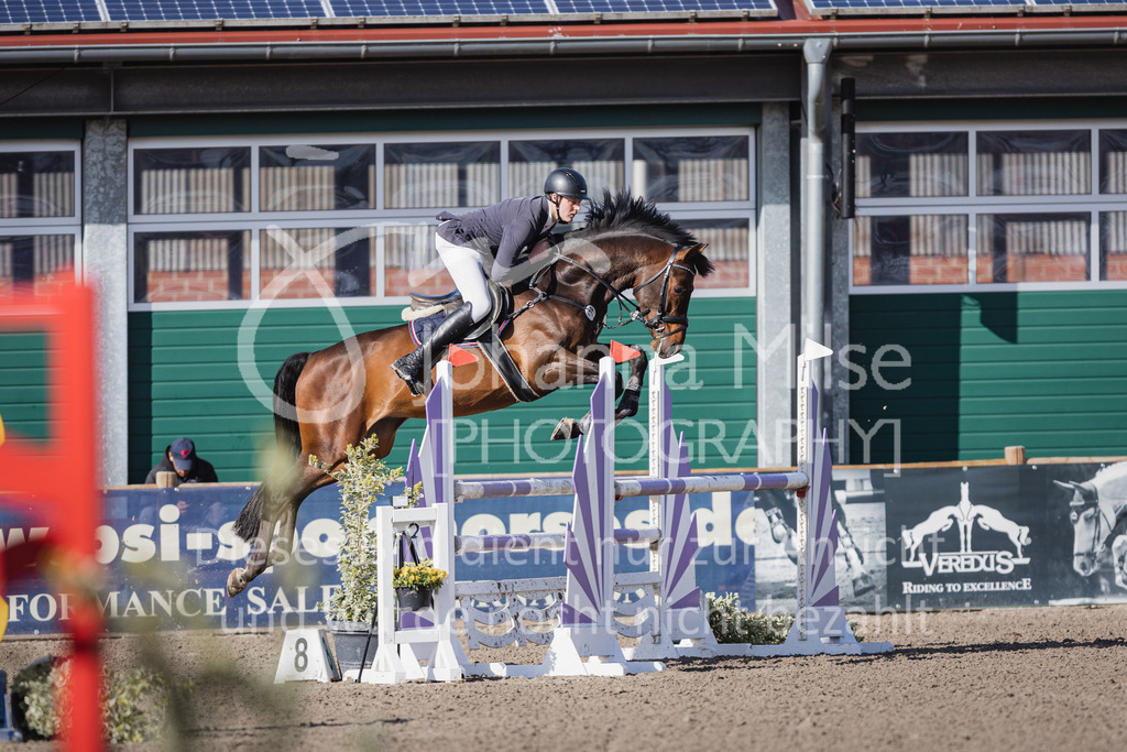 230411_Mühlen_04SprPf-L-443 | Deine schönsten Turniermomente als professionelle Fotos! Entdecke hochwertige Pferdesport-Fotografie im Online-Shop. Jetzt Fotos finden & bestellen!