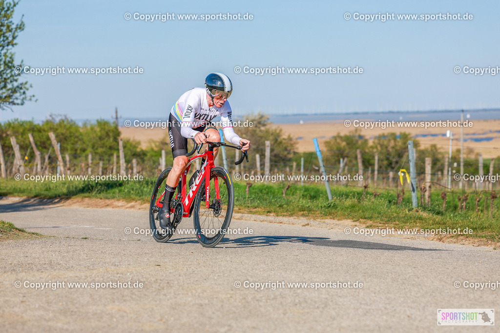 734_AR6_8318 | Neusiedlersee Radmarathon 2026@sportshot_your_pictrs #yourpictures#roadtowm2029 #nrm #neusiedlerseeradmarathon #neusiedlersee #neusiedlerseetourismus #burgenland #mörbisch #nrm26 #burgenlandtourismus #voglundco #poweredbyburgenlandtourismus #radsport #rad #marathon #ucigranfondo #visitburgenland #ucigranfondoworldseries