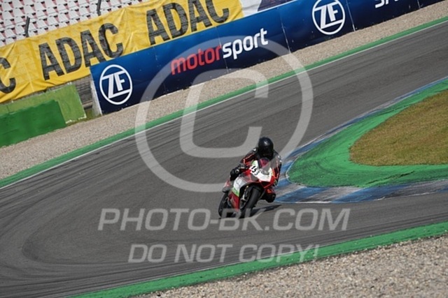 2024_04_29_PBK_14977 | Sportfotografie; SlowMotion; Video; Rennstrecke; Hafeneger; Speer; Racing; RSE; BMW; CBO; Trackday; Motorsportarena; Hockenheimring; Brno; Most; Barcelona; Valencia