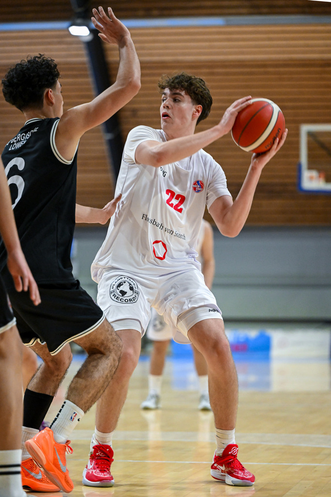 gml_037 | Fotos von Basketballspielen aus dem Raum NRW fotografiert von Gero Mueller-Laschet und Daniel Schaefer - Realisiert mit Pictrs.com